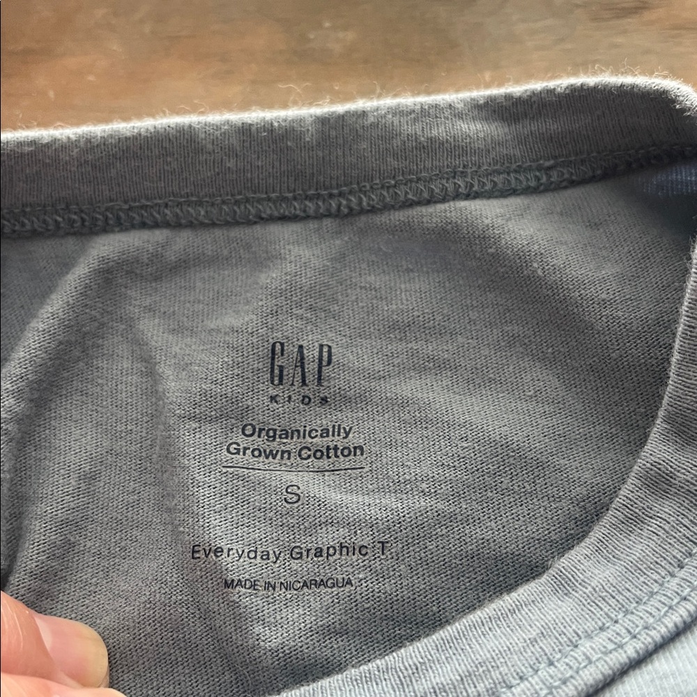 GAP Blue Everyday Graphic Tee - Picture 2 of 2
